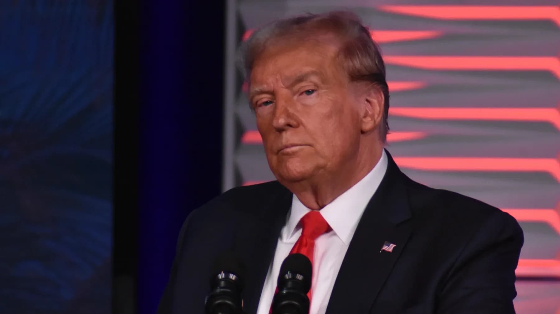 Repedések a MAGA-bázison: a kanadai vámháború miatt fordulnak el Donald Trumptól az amerikai vidék lakói