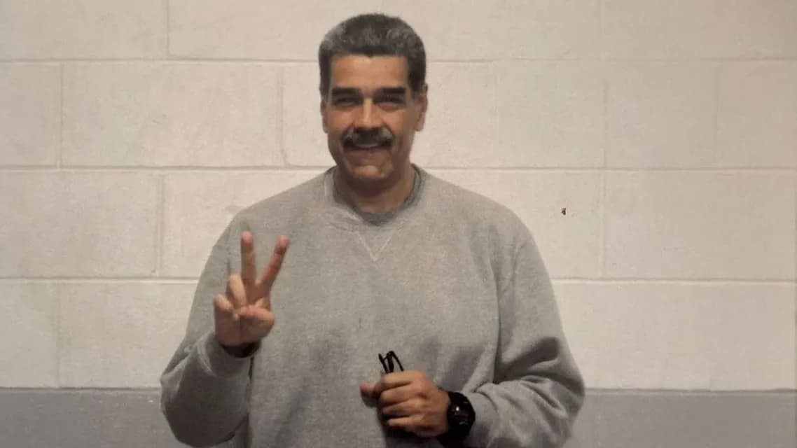 Börtönfotókat posztolt Nicolás Maduro